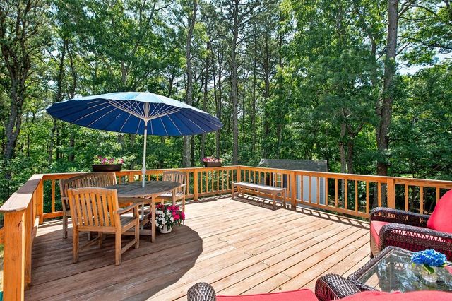 68 Long Hill Rd, Dennis, MA 02638