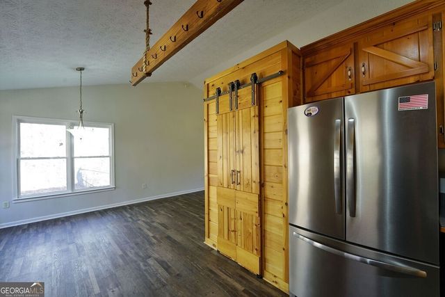 365 Avery Drive, Talking Rock, GA 30175