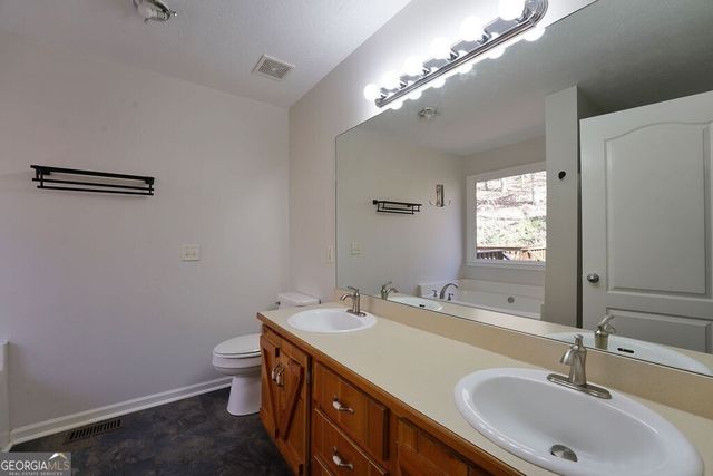 365 Avery Drive, Talking Rock, GA 30175