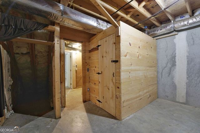 365 Avery Drive, Talking Rock, GA 30175