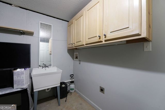 365 Avery Drive, Talking Rock, GA 30175