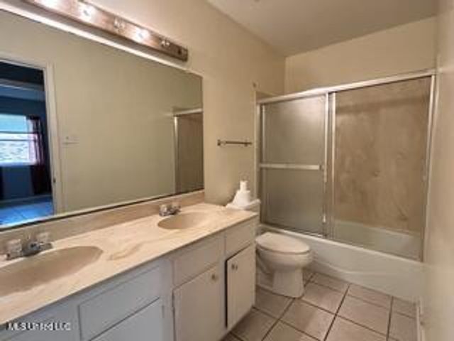 82 Easy Street, Gulfport, MS 39503