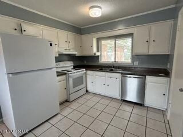 82 Easy Street, Gulfport, MS 39503