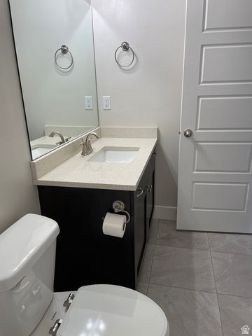 951 W SHADOW BROOK LN, Lehi, UT 84043