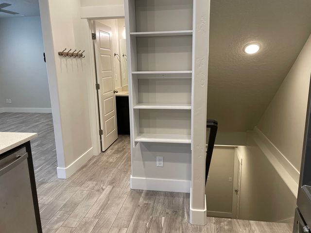 951 W SHADOW BROOK LN, Lehi, UT 84043