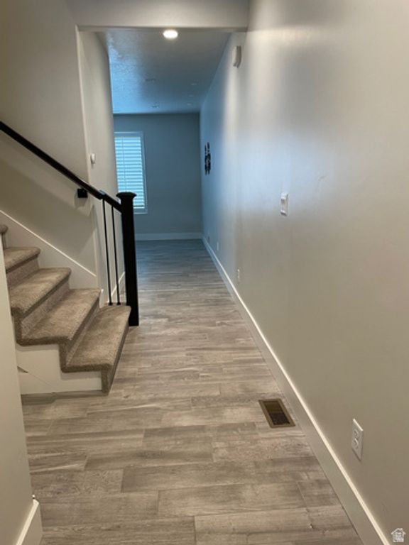 951 W SHADOW BROOK LN, Lehi, UT 84043