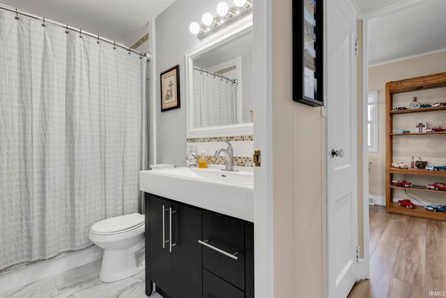 303 E Chippewa Avenue, South Bend, IN 46614