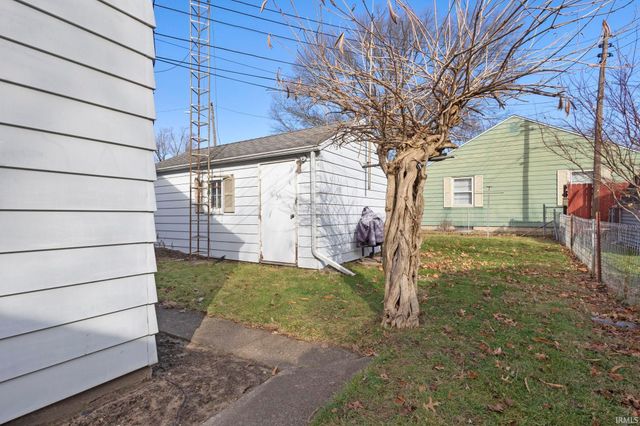 303 E Chippewa Avenue, South Bend, IN 46614
