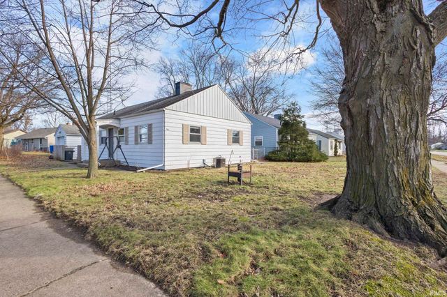 303 E Chippewa Avenue, South Bend, IN 46614