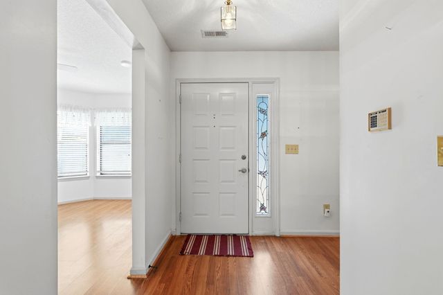 129 Hickory Dr., Conway, SC 29526