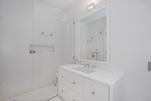 70 Possum Rd, Weston, MA 02493