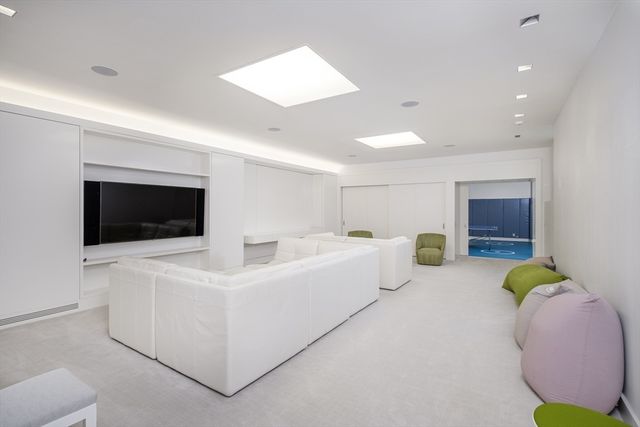 70 Possum Rd, Weston, MA 02493