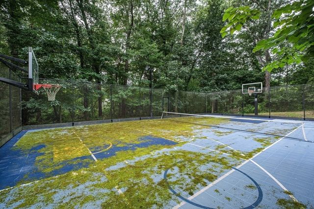 70 Possum Rd, Weston, MA 02493