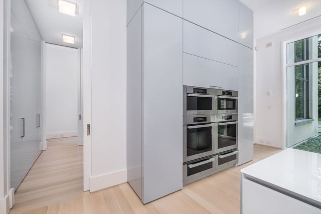 70 Possum Rd, Weston, MA 02493