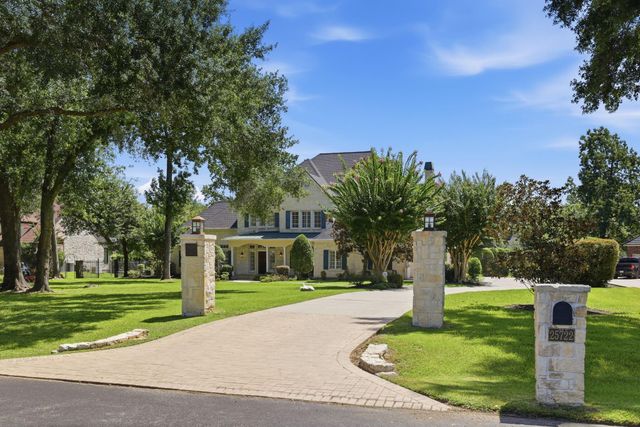 25722 Haven Lake Drive, Tomball, TX 77375
