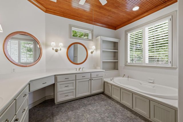 25722 Haven Lake Drive, Tomball, TX 77375