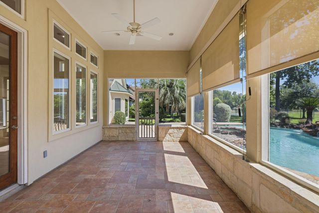 25722 Haven Lake Drive, Tomball, TX 77375
