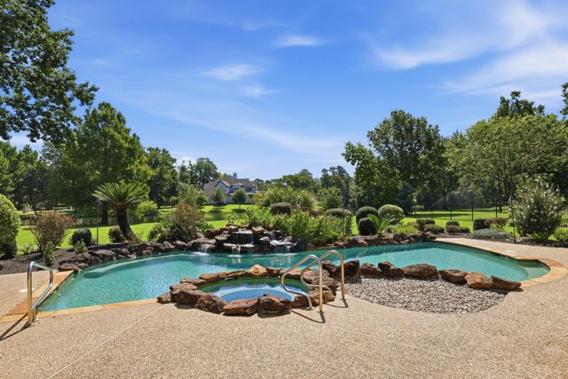25722 Haven Lake Drive, Tomball, TX 77375