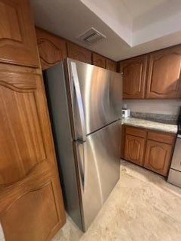 12212 N Paradise Village Parkway S Apt 231, Phoenix, AZ 85032