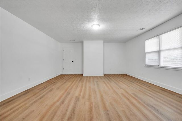 1187 Dixie Road, Covington, GA 30014