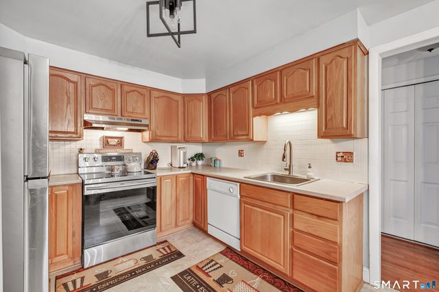 65 River Bend Road C, Stratford, CT 06614