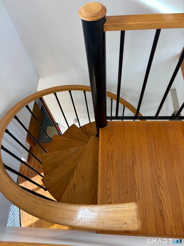 52 Brown Road, East Haven, CT 06512