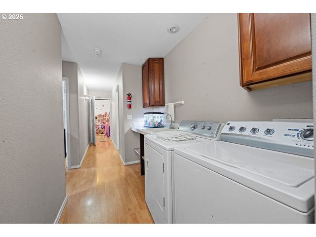 4841 CEDAR St, Astoria, OR 97103