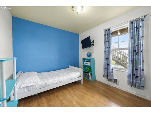 4841 CEDAR St, Astoria, OR 97103