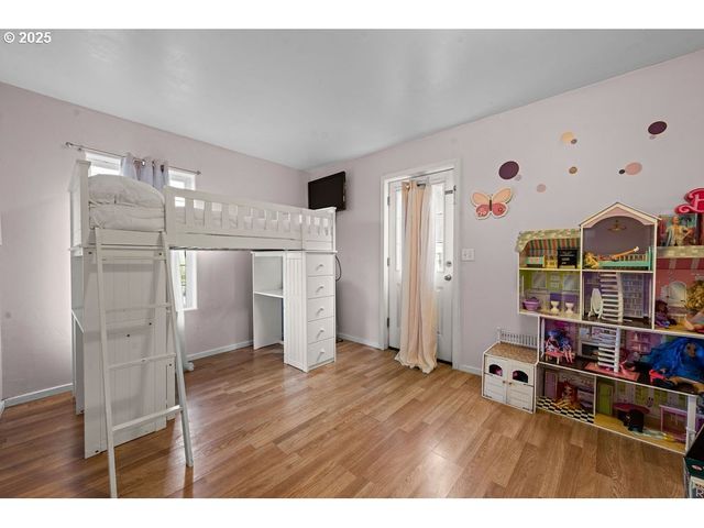 4841 CEDAR St, Astoria, OR 97103