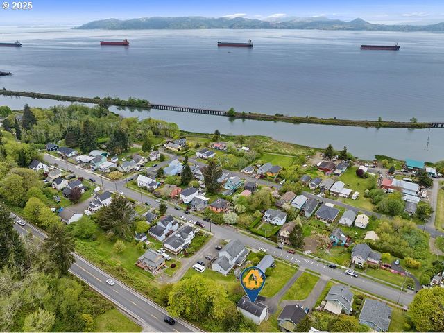 4841 CEDAR St, Astoria, OR 97103