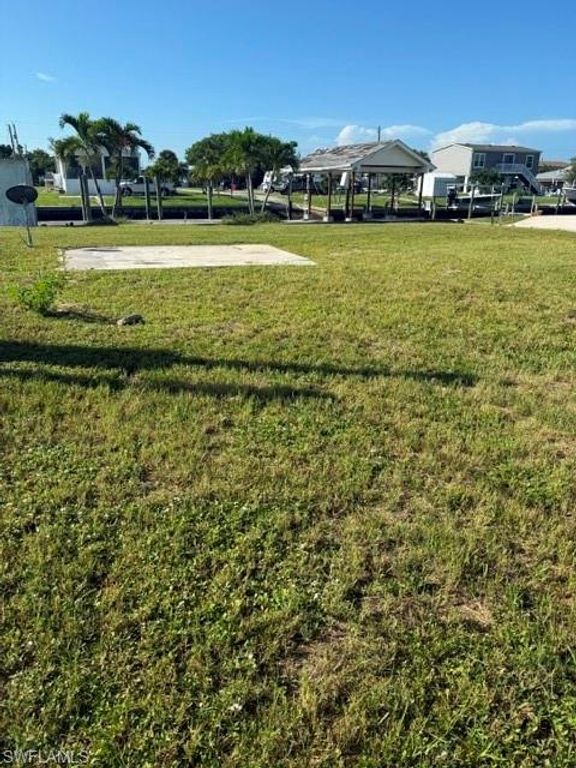 5127 Curlew DR, ST. JAMES CITY, FL 33956 — photo 4