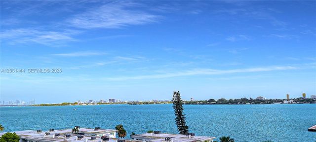 7910 W Harbor Island Dr 708, North Bay Village, FL 33141