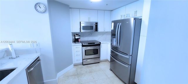 7910 W Harbor Island Dr 708, North Bay Village, FL 33141
