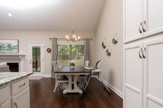 1377 Apple Blossom Rd, Clarksville, TN 37042