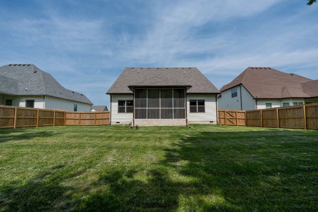 1377 Apple Blossom Rd, Clarksville, TN 37042