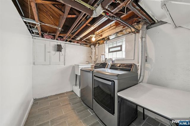 243 Jefferson Avenue, Cresskill, NJ 07626