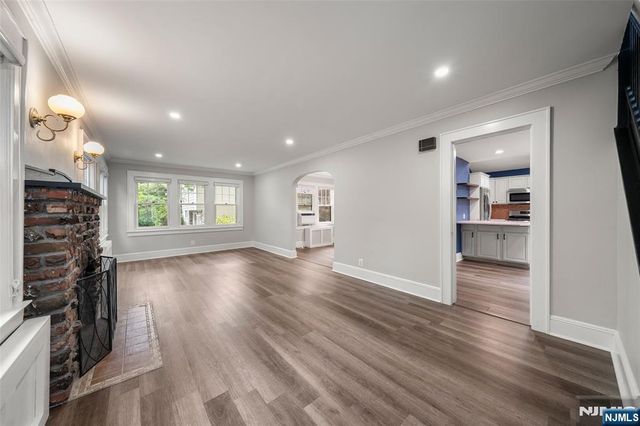 243 Jefferson Avenue, Cresskill, NJ 07626