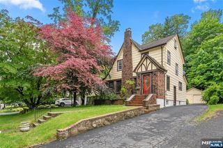 243 Jefferson Avenue, Cresskill, NJ 07626