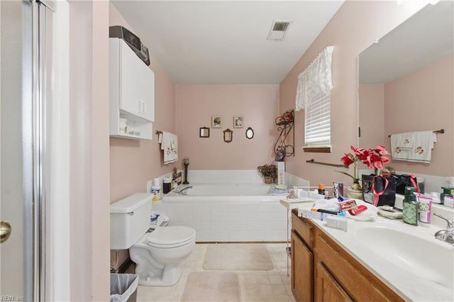 1112 Whitewater CT, Virginia Beach, VA 23456