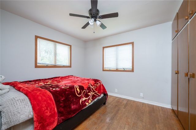 521 29th Street NE, Cedar Rapids, IA 52402