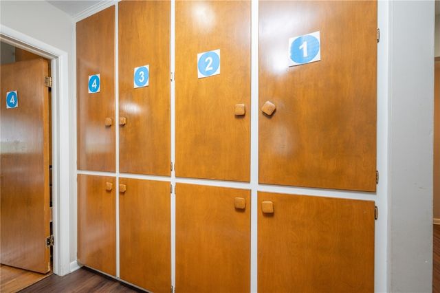 521 29th Street NE, Cedar Rapids, IA 52402