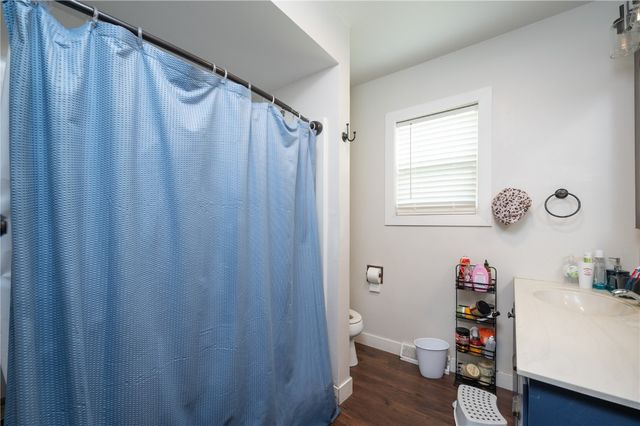 521 29th Street NE, Cedar Rapids, IA 52402