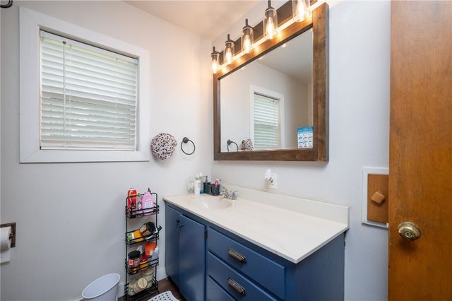 521 29th Street NE, Cedar Rapids, IA 52402