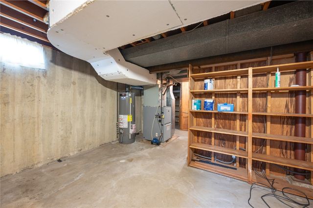 521 29th Street NE, Cedar Rapids, IA 52402