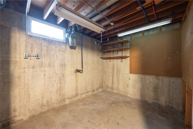 521 29th Street NE, Cedar Rapids, IA 52402