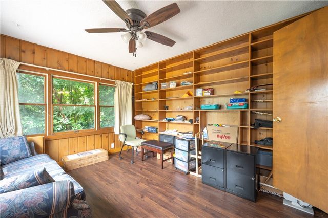 521 29th Street NE, Cedar Rapids, IA 52402