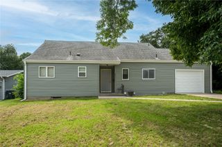 521 29th Street NE, Cedar Rapids, IA 52402