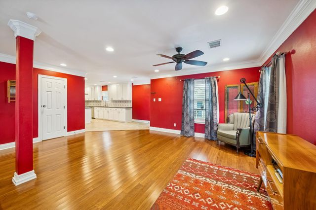 5309 Palmer Street, Houston, TX 77004