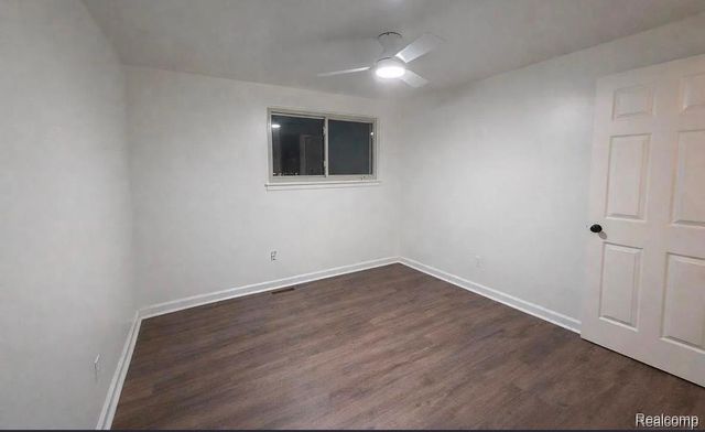 25880 Cherry Hill Road, Dearborn Heights, MI 48127