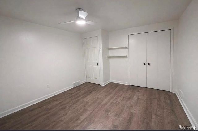 25880 Cherry Hill Road, Dearborn Heights, MI 48127